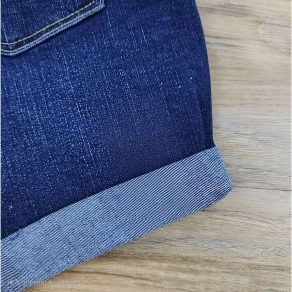 ☔️🔸️Levi's Blue Midrise Rolled Cuff Denim Shorts Size 2/26 - Picture 6 of 7